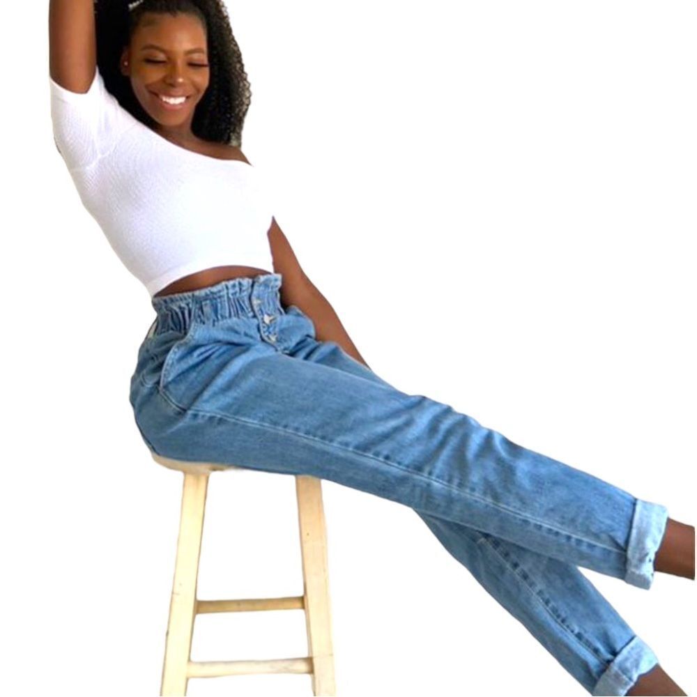 Forever 21 Paperbag Straight-Leg Jeans Size 26